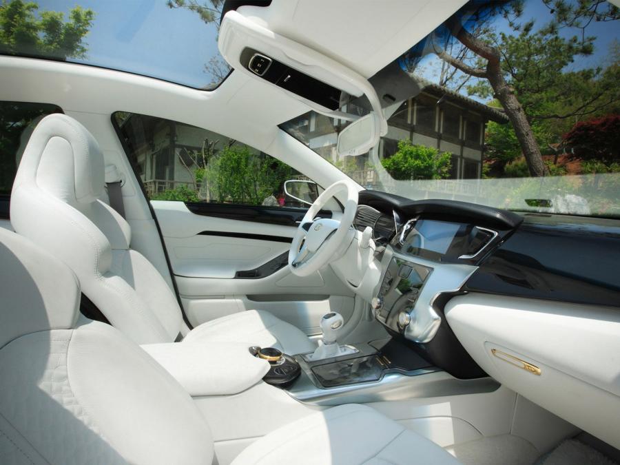 Kia KND-5 Concept 2009 года  (фото 2 из 27)